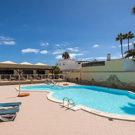 Home2book In With Pool Terrace شقة كوراليهو