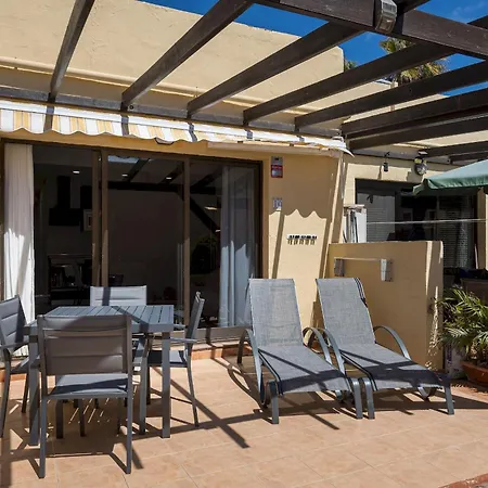 Appartement Home2book In With Pool Terrace *