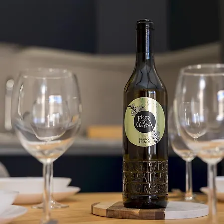 Διαμέρισμα Home2book In With Pool Terrace