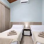 Home2book In With Pool Terrace Apartmán *